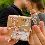 Load image into Gallery viewer, Mensaje romántico en una botella para regalar a tu novio o novia Tarro de los deseos con una tarjeta para tu esposo o esposa (bottle in cute craft paper box Tu tienes la llave de mi corazón)