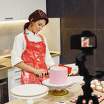 Load image into Gallery viewer, Red Plastic Disposable Aprons Adults for Painting 28 x 46 Inch Pack of 100 Disposable Plastic Aprons 1.5 Mil. Unisex Waterproof Polyethylene Painting Apron for Food Industry